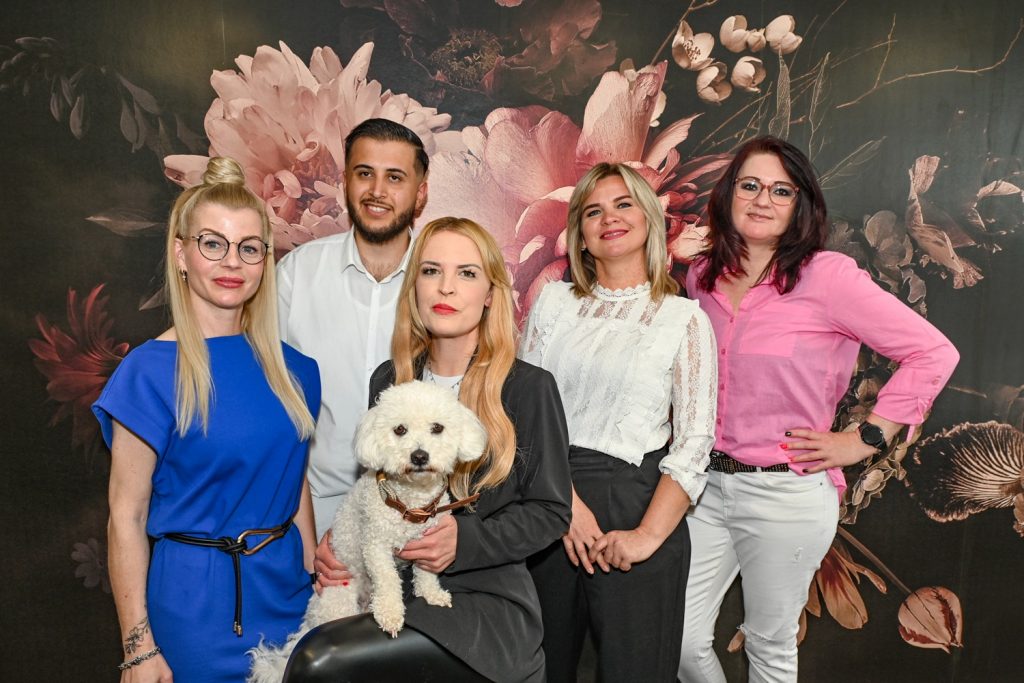 RIZO STYLE Team